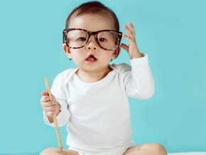 3 Signs of A Healthy Baby's Brain Development & and the Nutrients Behind Them