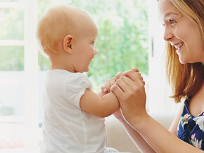 How to Encourage Baby’s First Words