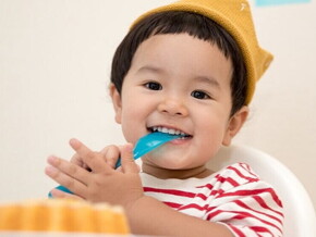 When do babies start talking? A year-to-year guide